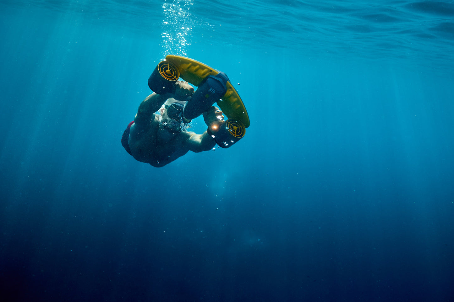 SUBLUE Navbow+ Underwater Scooter