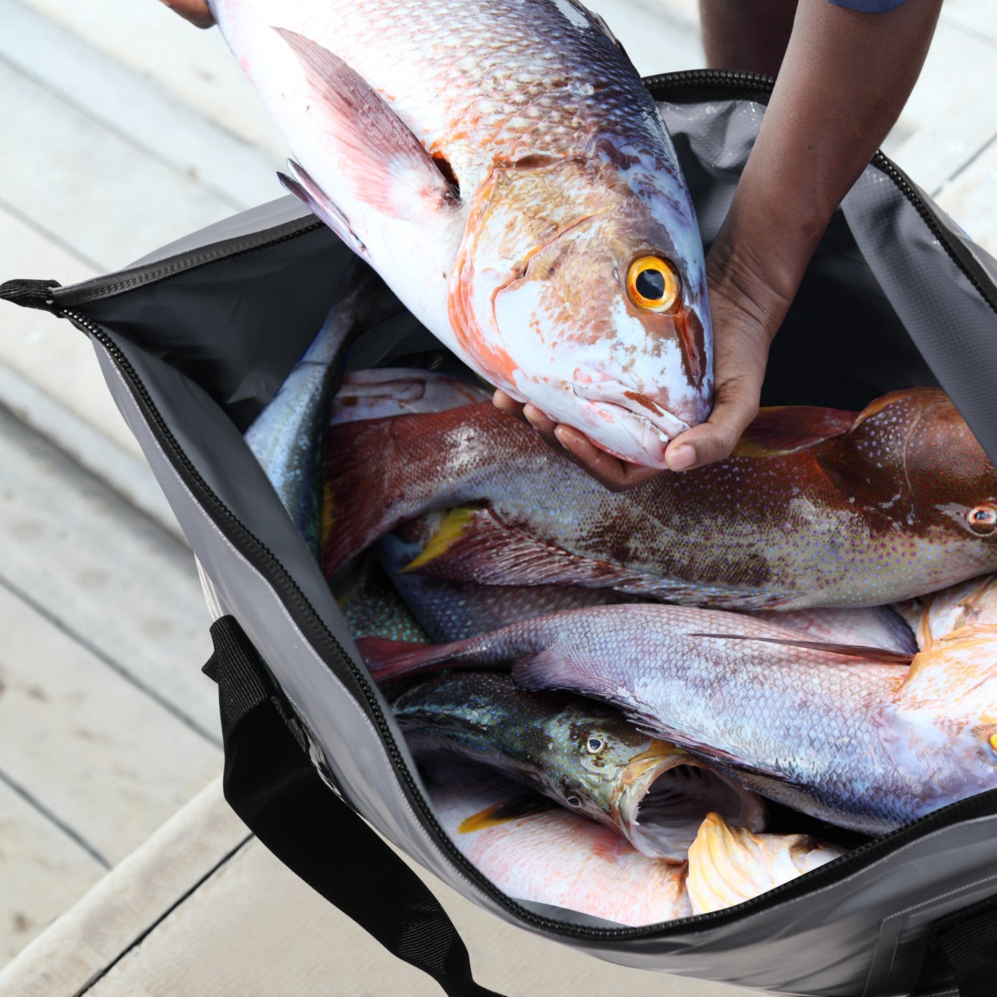 27QT Insulated Fish Cooler Bag with Flat Bottom