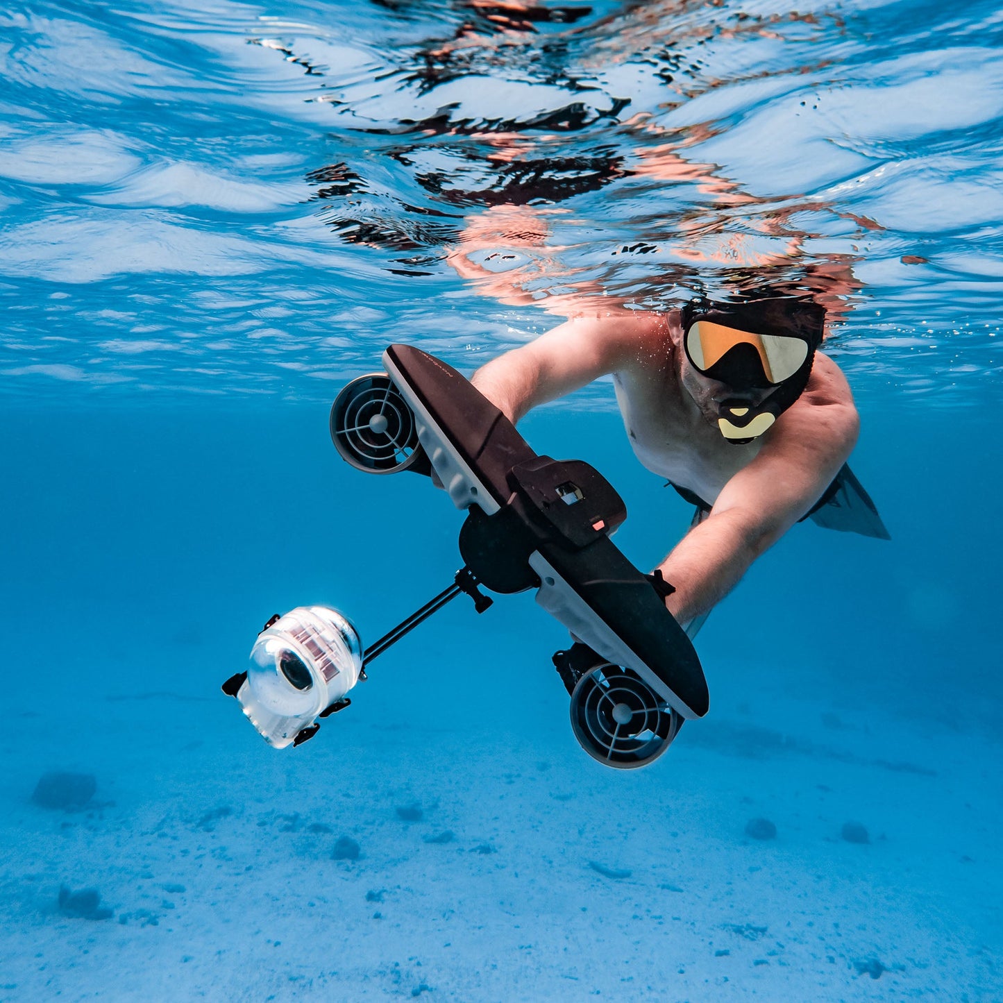 SUBLUE Navbow+ Underwater Scooter