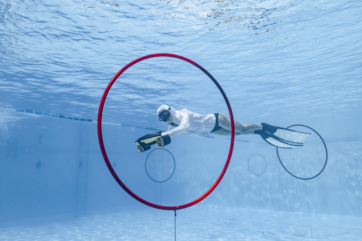 SUBLUE Navbow Underwater Scooter
