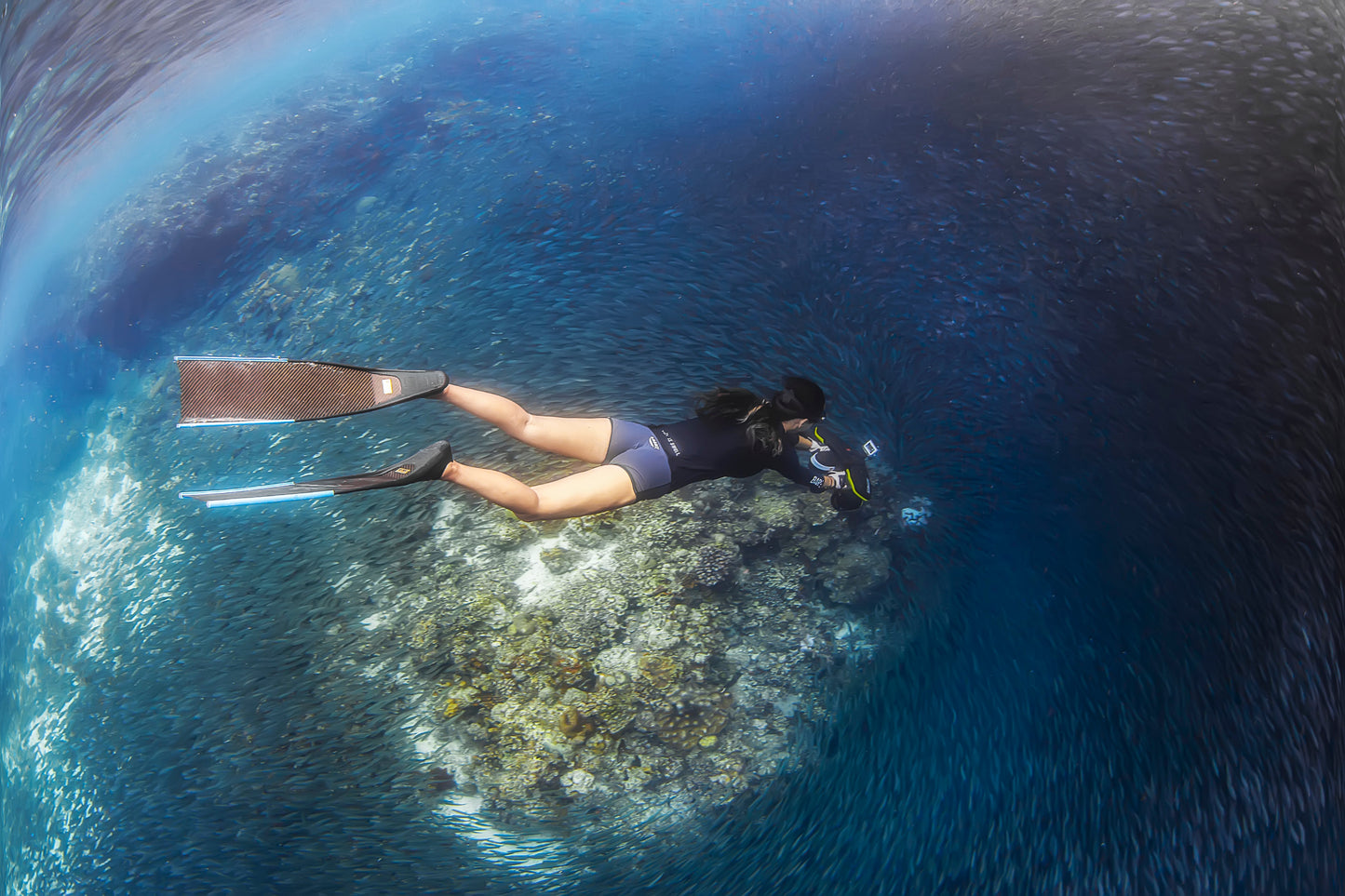 SUBLUE Navbow Underwater Scooter