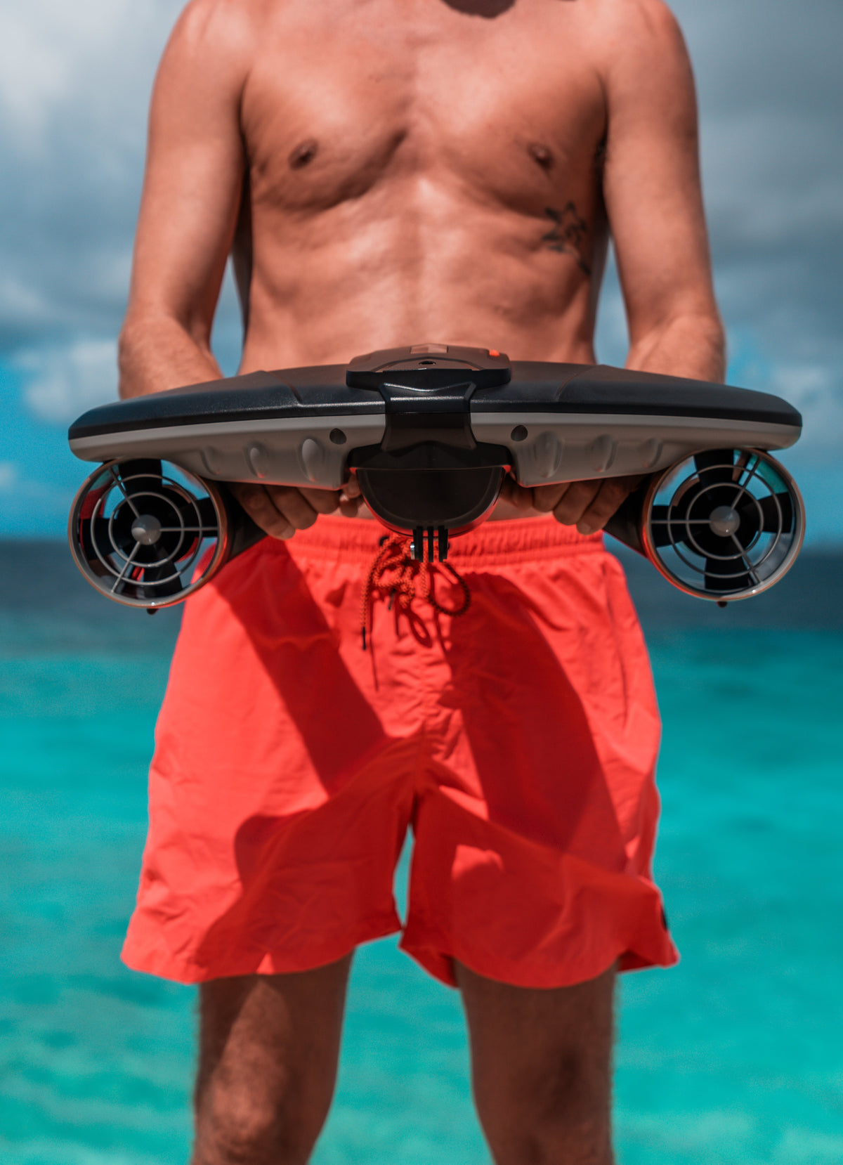 SUBLUE Navbow+ Underwater Scooter