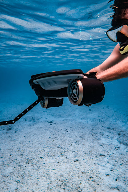SUBLUE Navbow+ Underwater Scooter