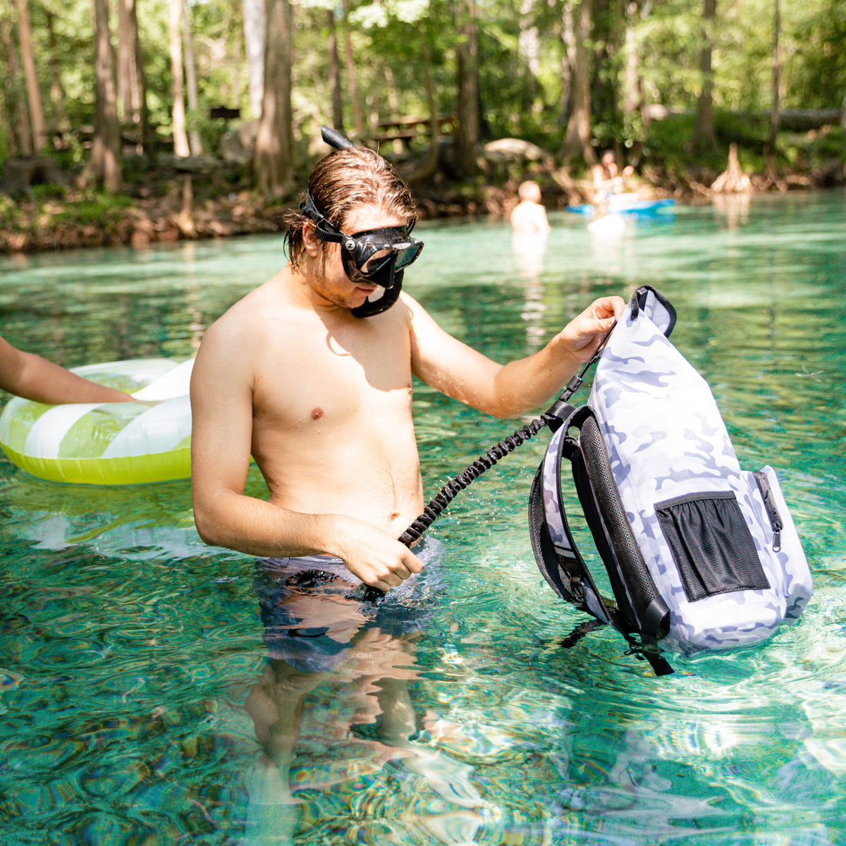 Dry Pocket Waterproof Floating Backpack Dry Bag - Snow Camo