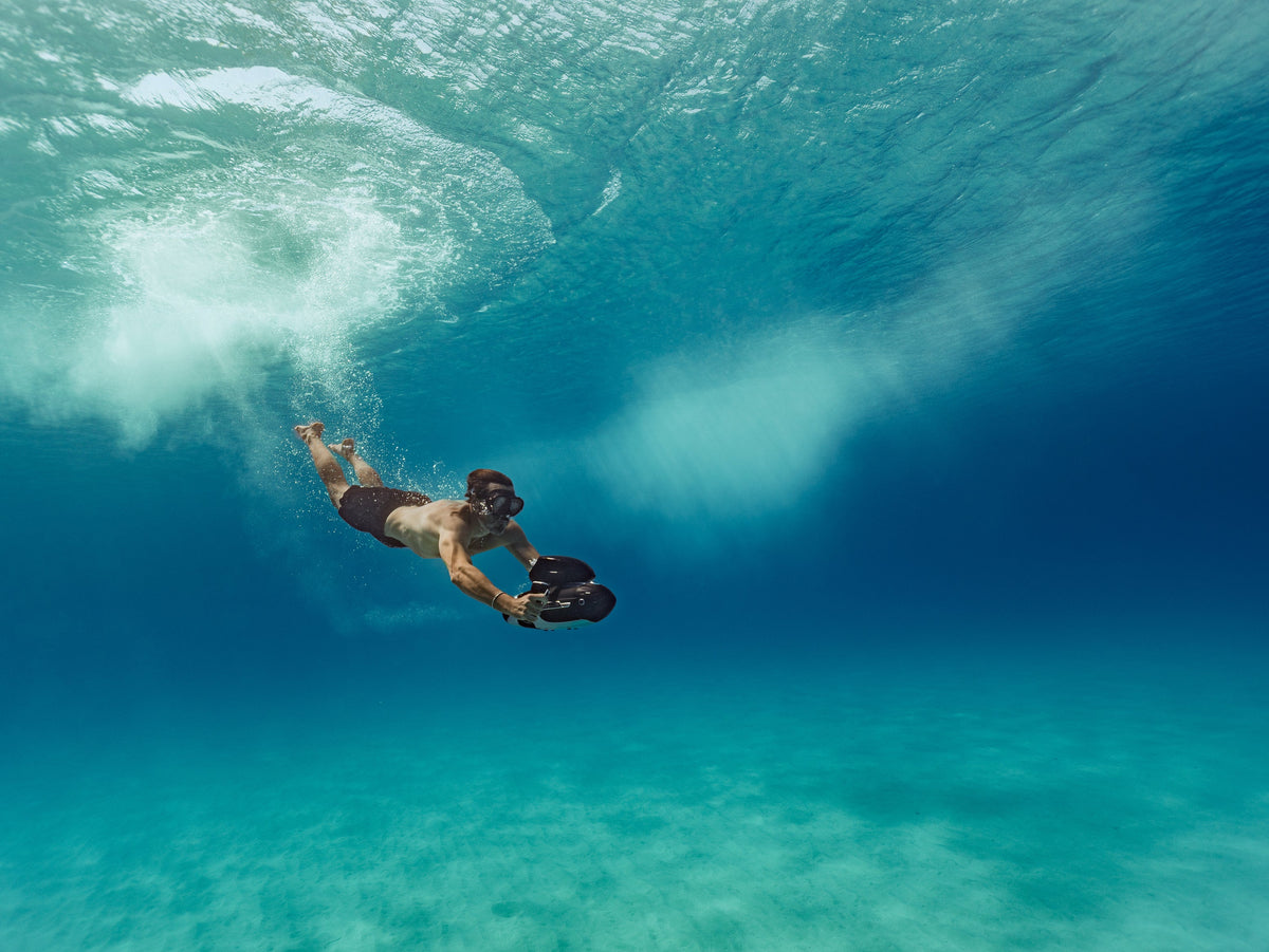SUBLUE VAPOR Pro Underwater Scooter