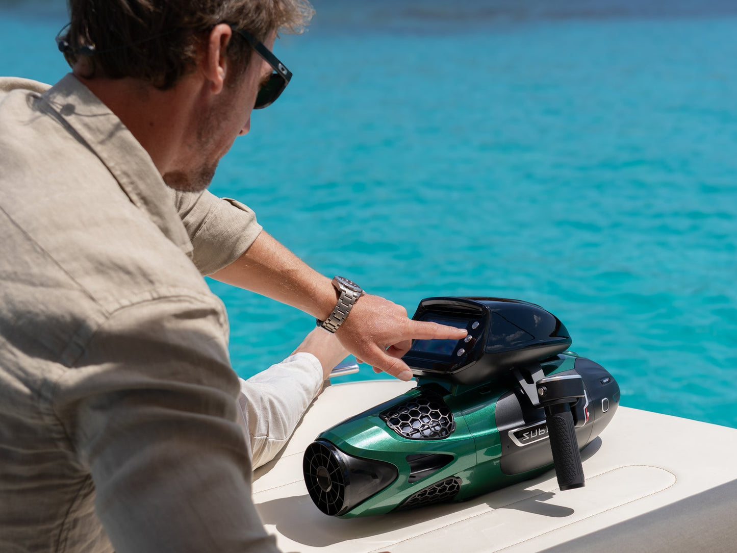 SUBLUE VAPOR Pro Underwater Scooter