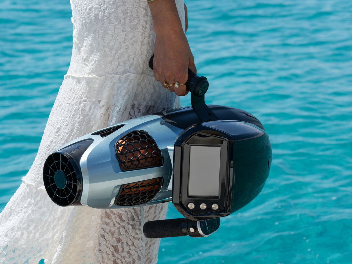 SUBLUE VAPOR Pro Underwater Scooter