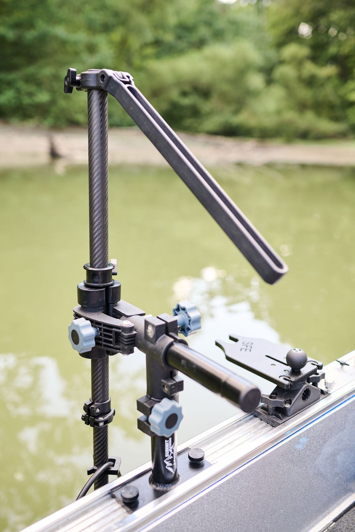LS Max Pole Mount