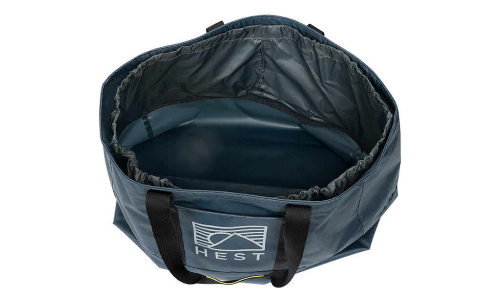 HEST Camp Tote Bags